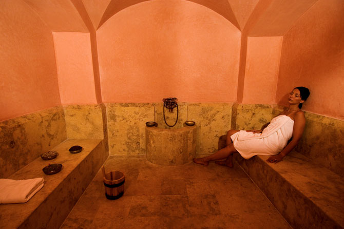 Gör ett besök i hotellets hamam