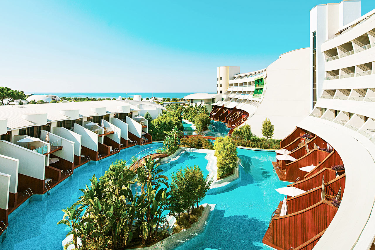 Dublettrum med poolaccess