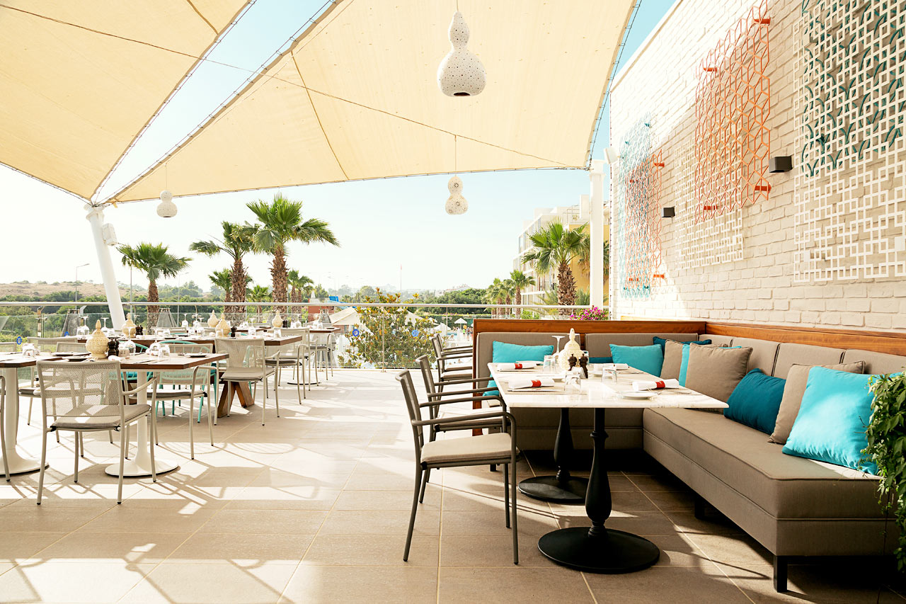 Fino Restaurant & Grill på takterrassen.