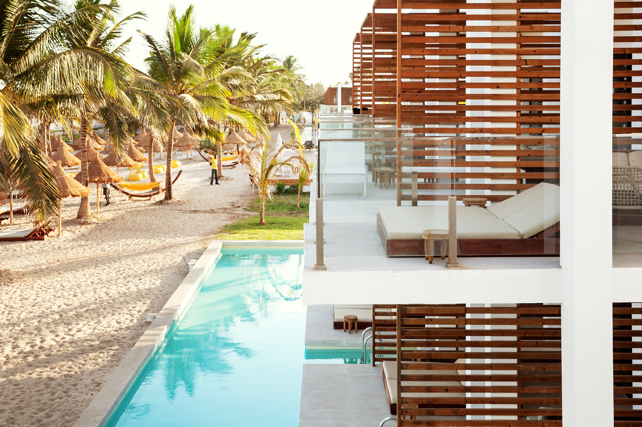 Classic Suite 1 rum, balkong mot havet och Prime Pool Suite 1 rum, terrass mot havet med direkt access till privat, delad pool