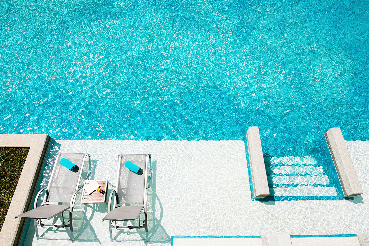 Dubbelrum med poolaccess