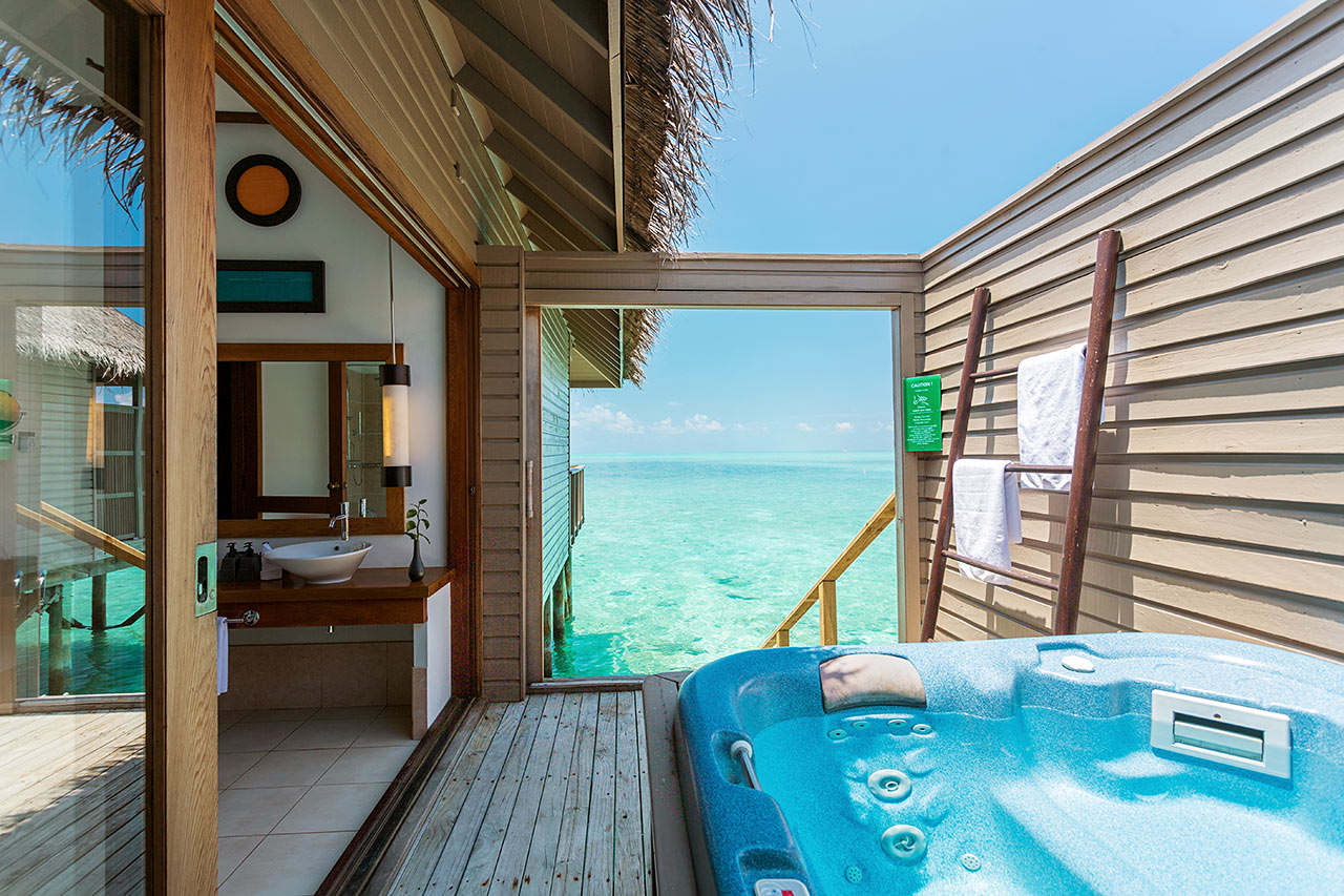 Jacuzzi Water Villa