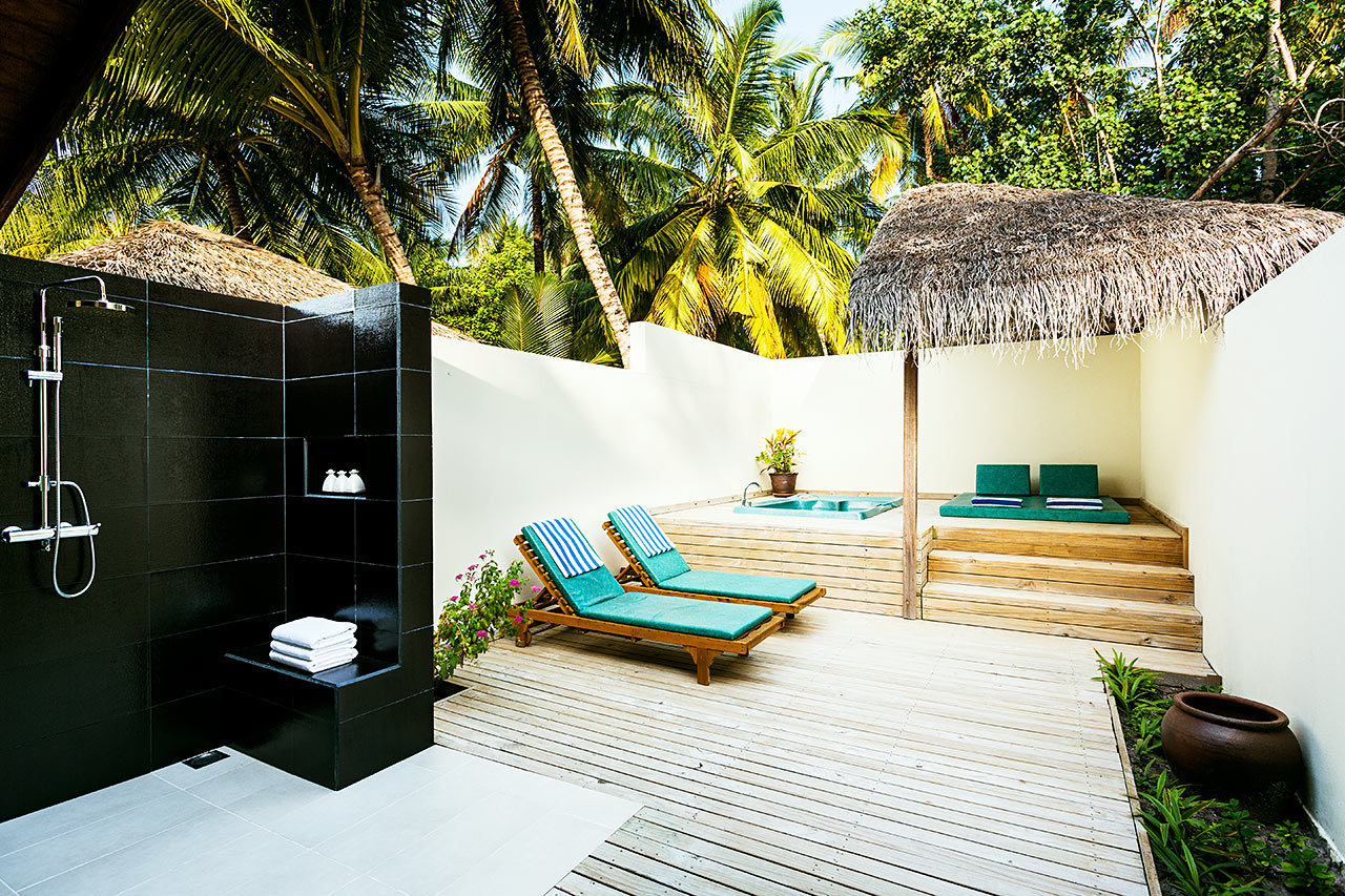 Jacuzzi Beach Villa