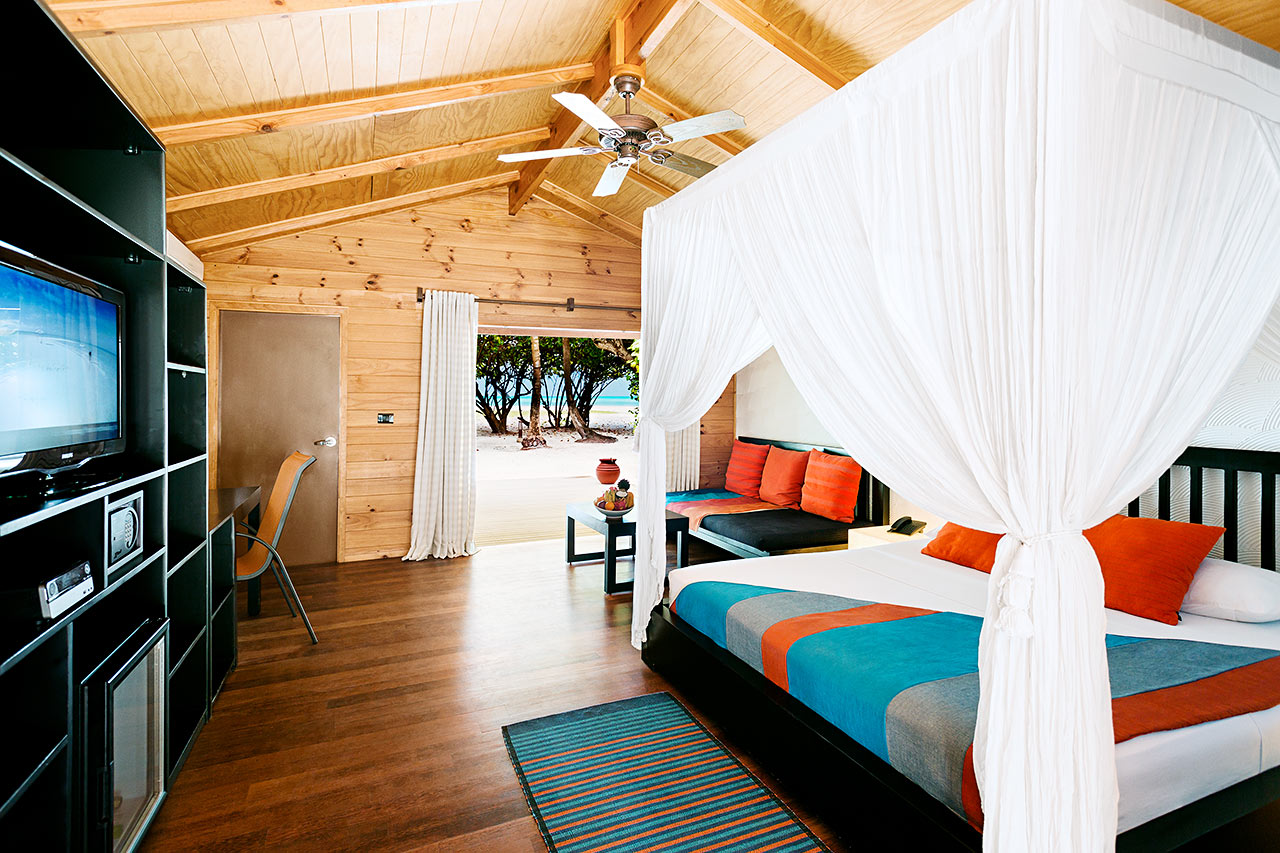 Jacuzzi Beach Villa