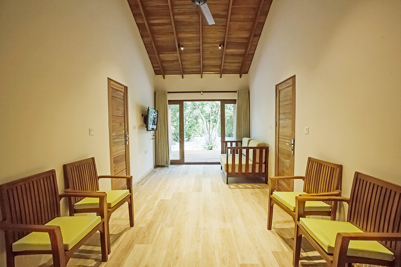Deluxe Beach Suite
