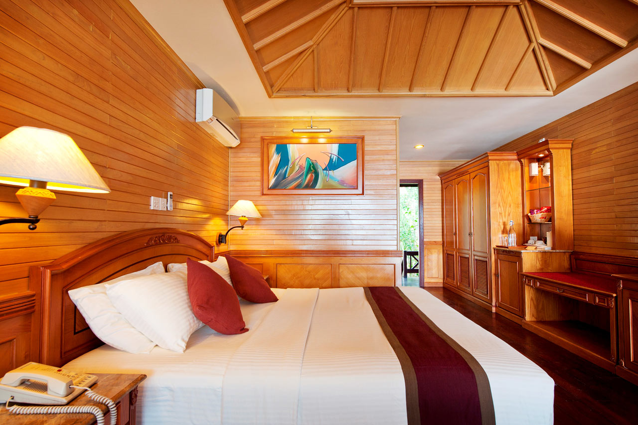 Sunset Beach Villa