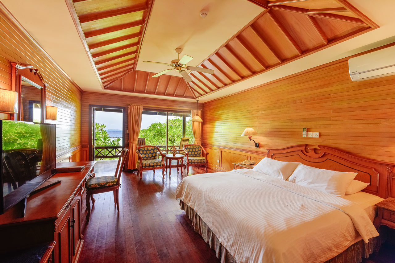 Sunset Beach villa