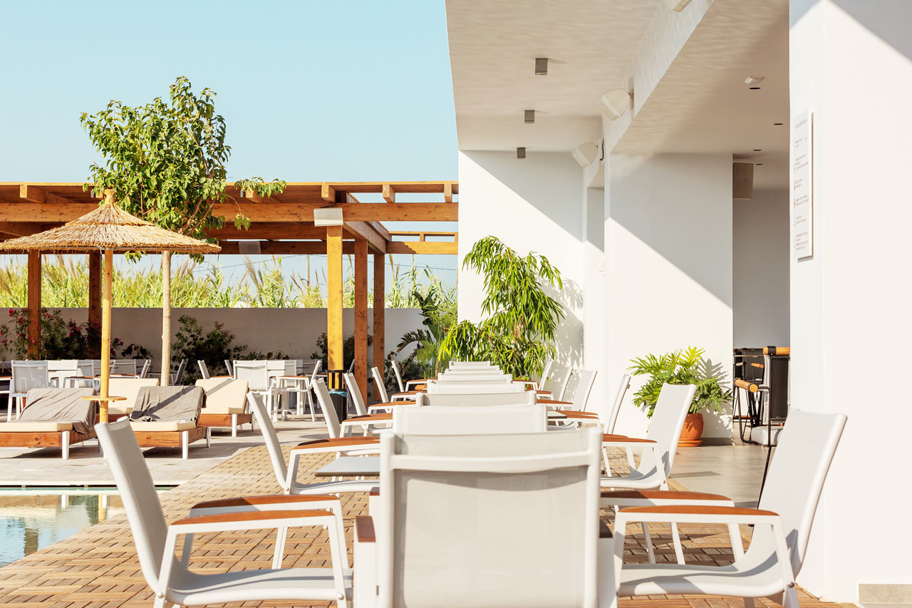 Poolbar