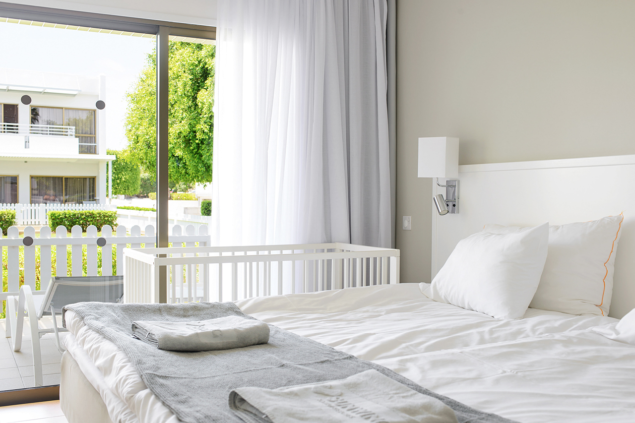 Tvårumslägenhet Happy Baby med inhägnad terrass.