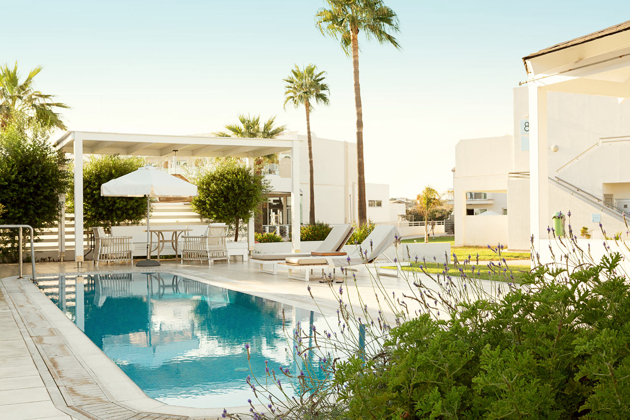 Prime Pool Suite 2 rum, terrass med privat pool