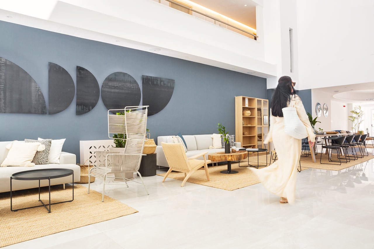 Hotellets harmoniska lobby