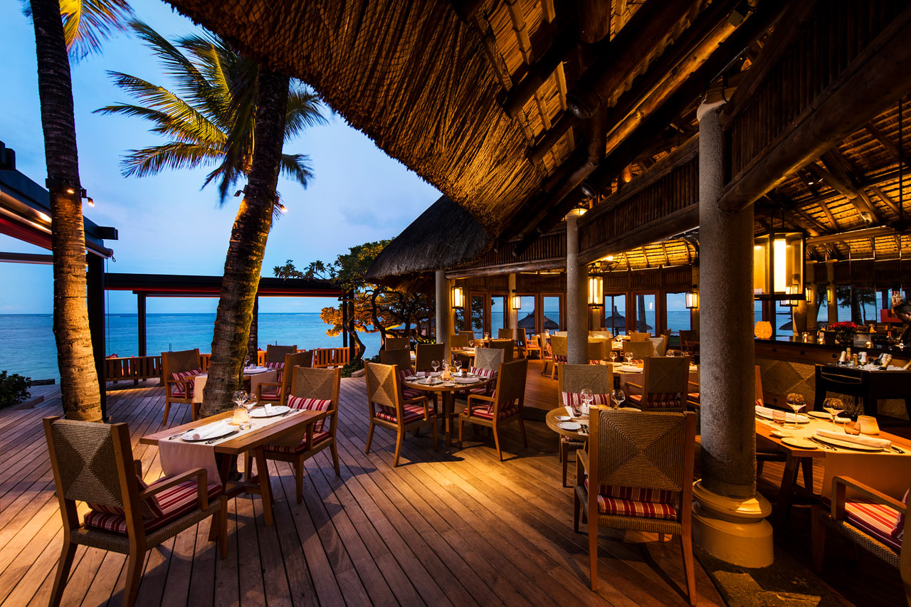 À la carte-restaurang