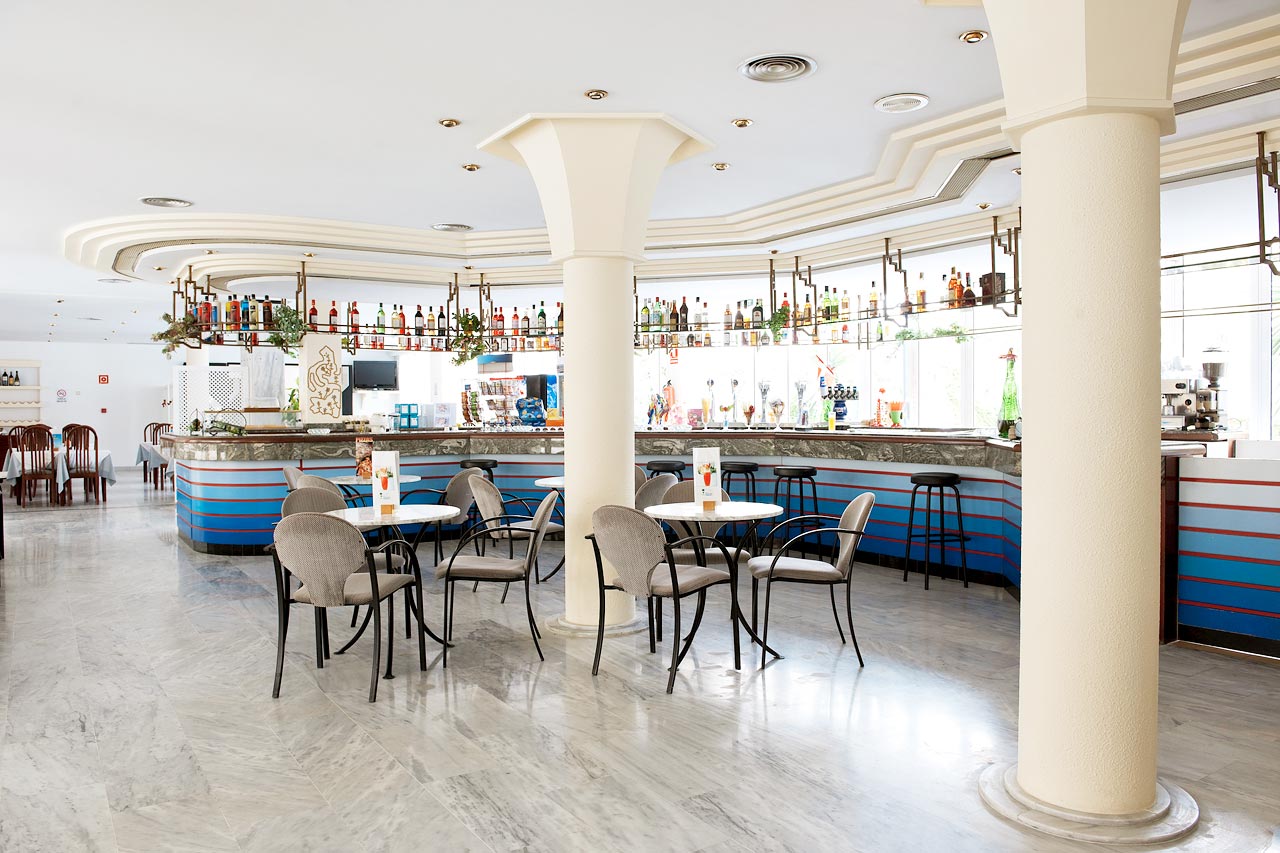 Maracaibos och Apartamentos Mar Bravas gemensamma restaurang