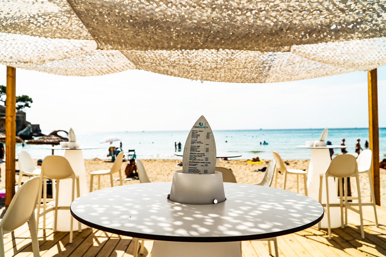 Beach bar