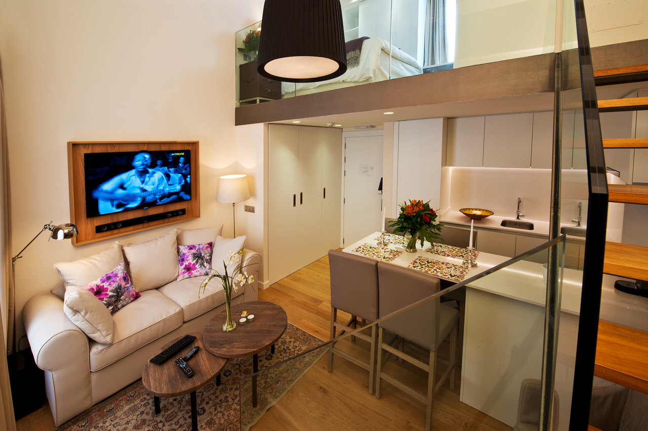 Enrumslägenhet i 2 etage