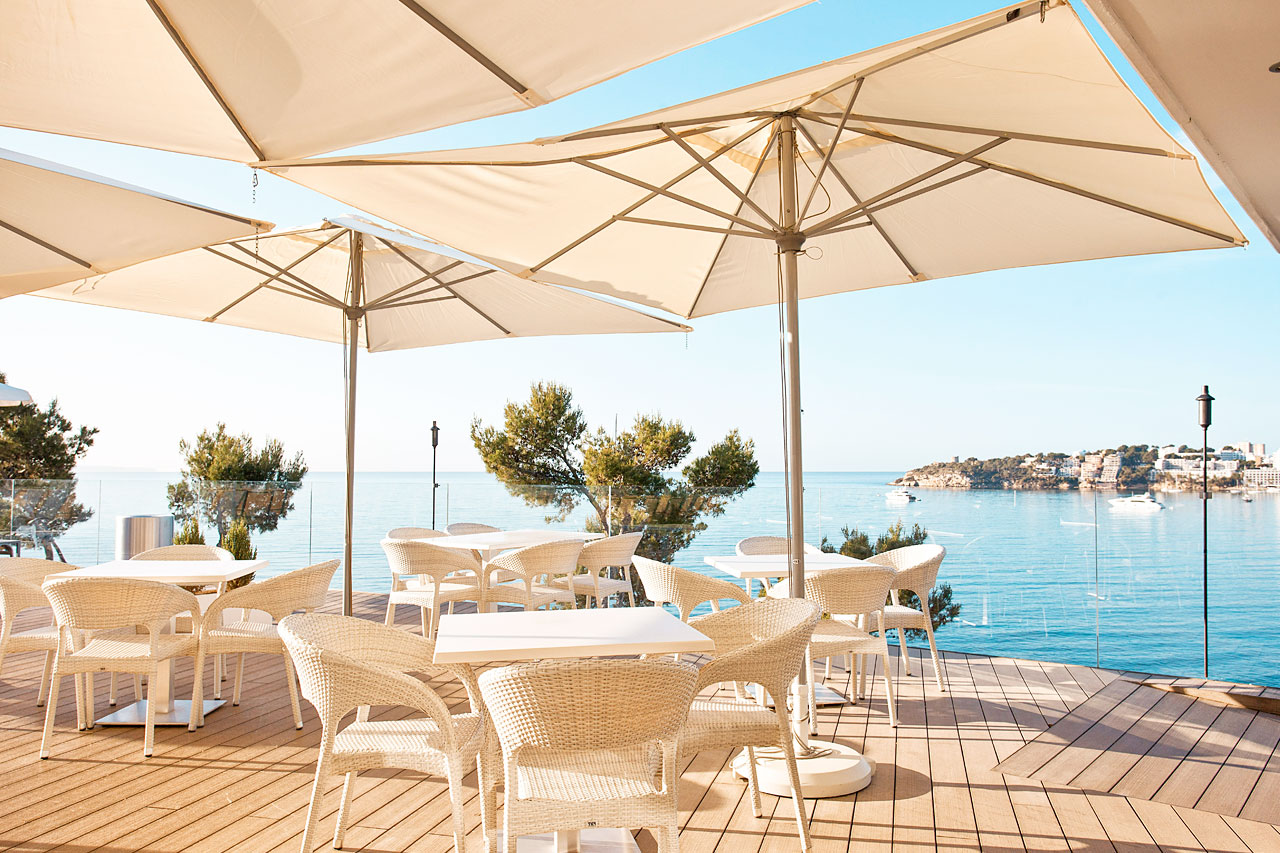 Hotellets à la carte-restaurang
