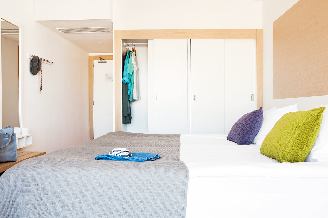 Prime Room med balkong mot omgivningarna.