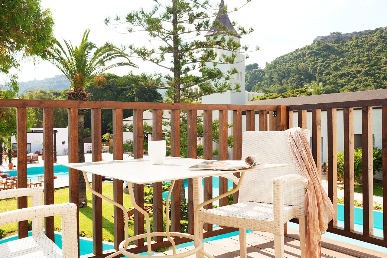 Junior Suite, balkong mot lagun