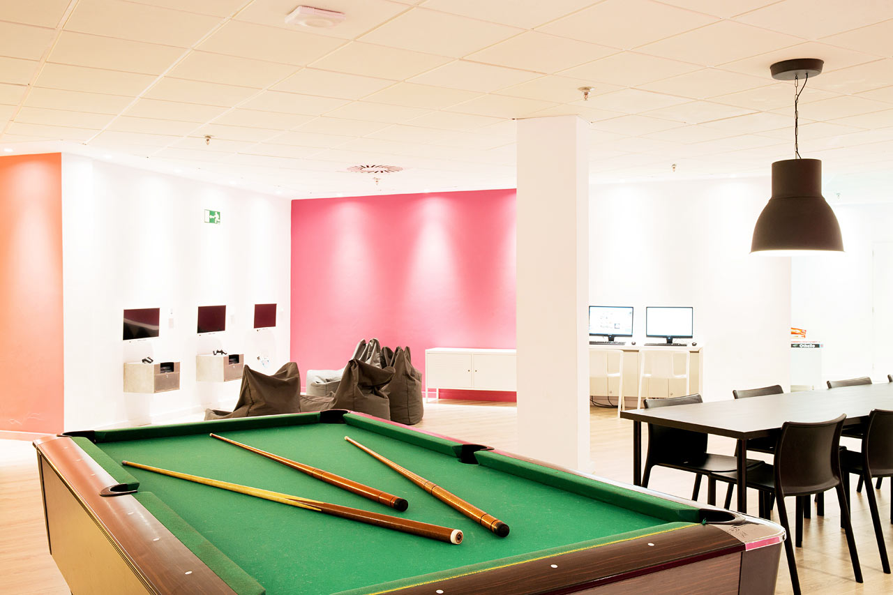 Teen Lounge för de äldre barn och tonåringar.