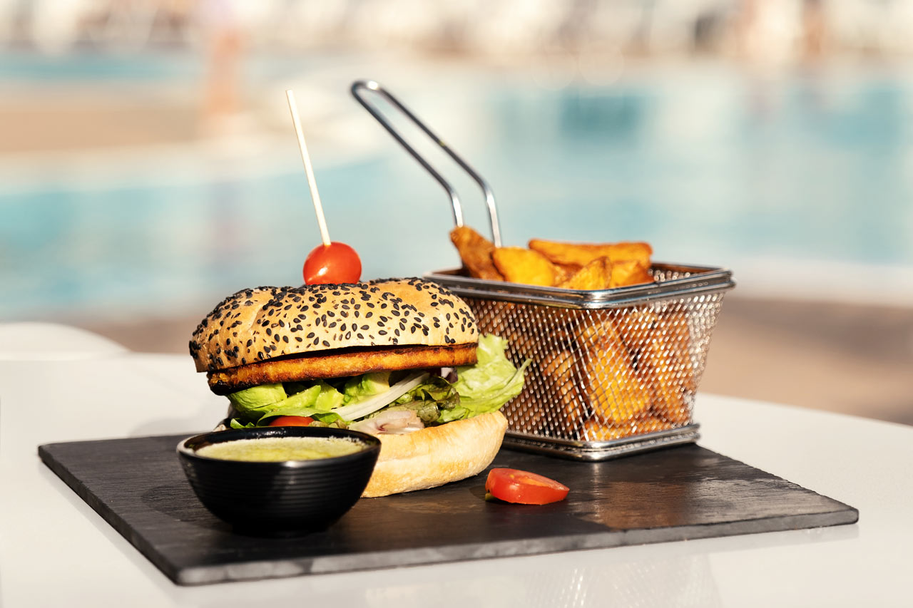 På Sunprime Coral Suites & Spa serveras god och vällagad mat
