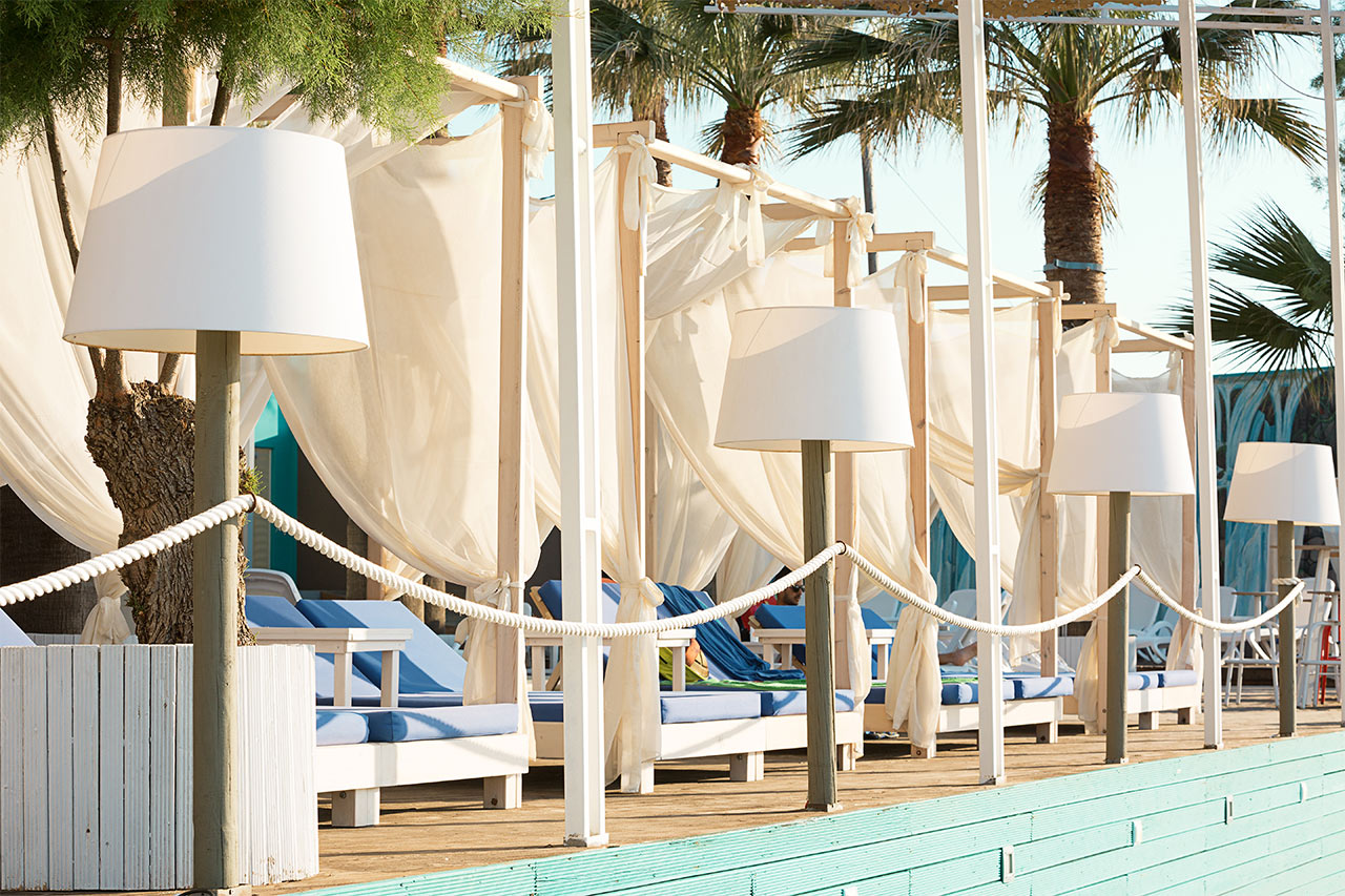 Beach Club Red Havanna