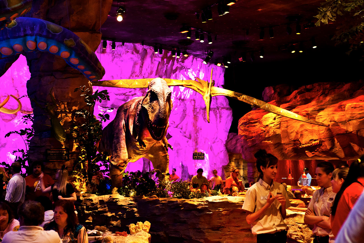 T-Rex Cafe, Downtown Disney