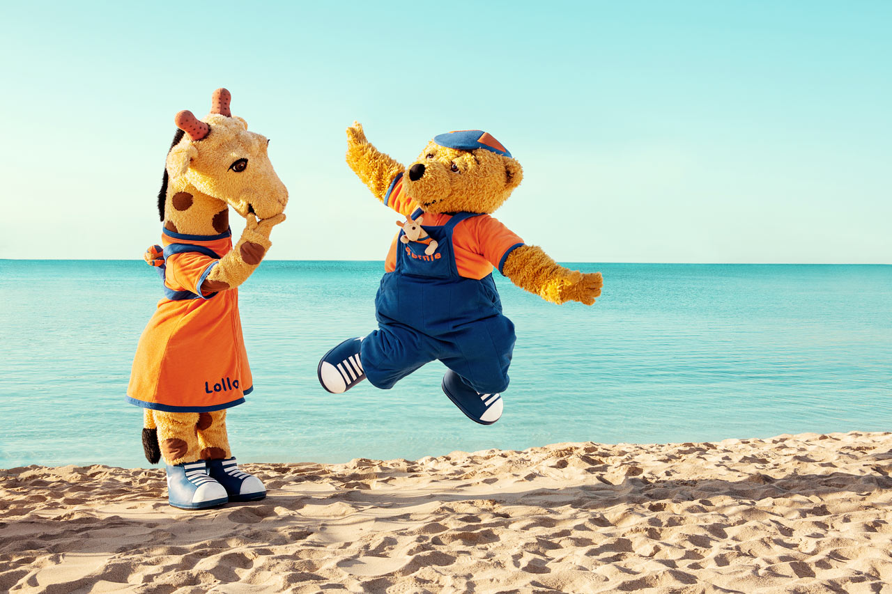 Lollo & Bernie bor på Sunwing Bangtao Beach
