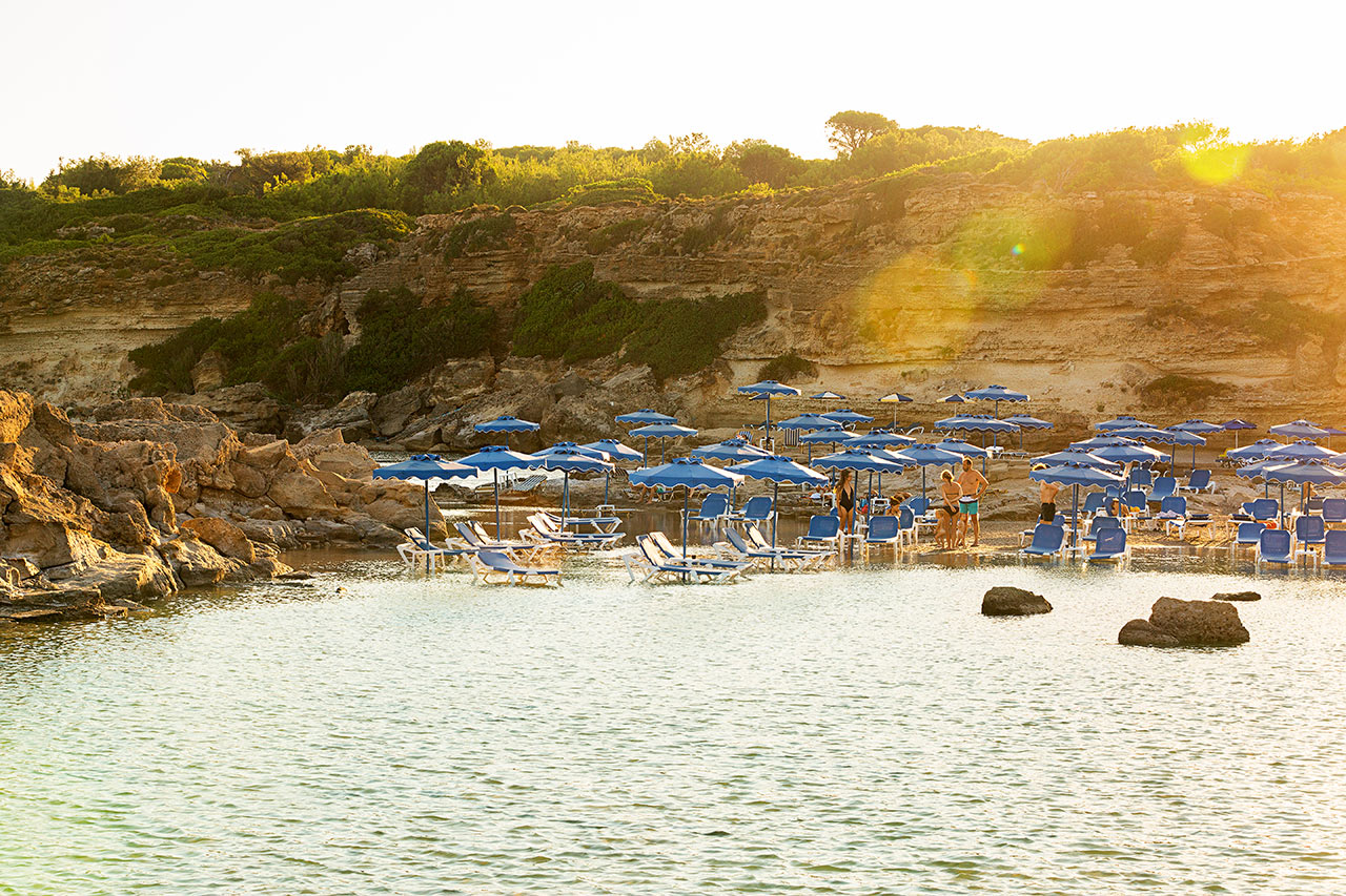 Tassos Beach, ca 4,5 km från Kallithea