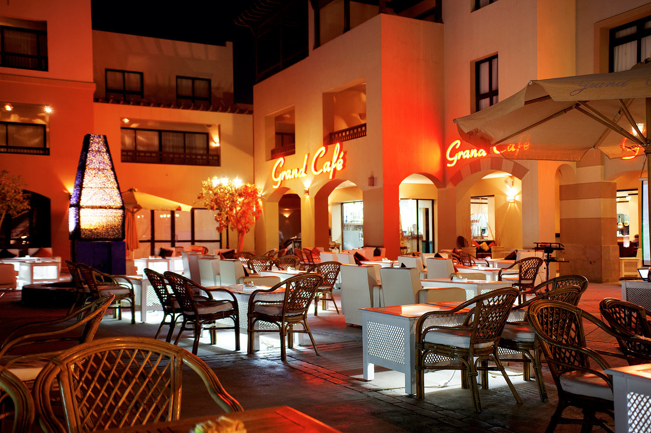 Grand Café i Port Ghalib