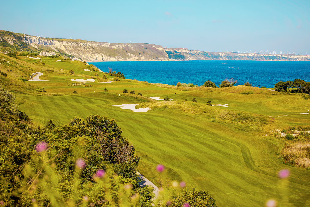 Thracian Cliffs Golf